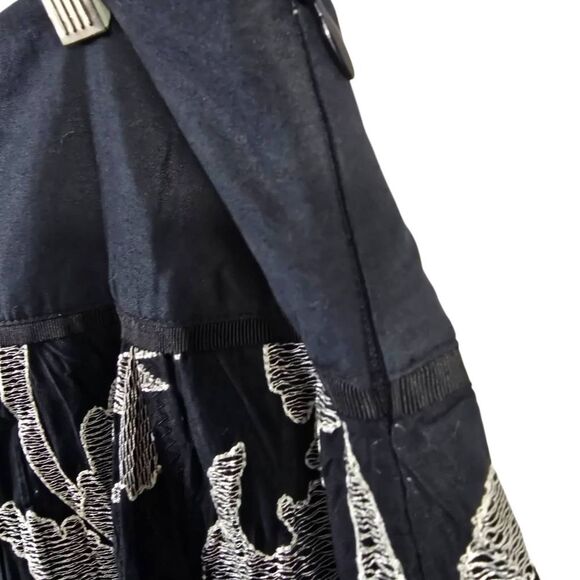 Nygard Black and White A-Line Skirt - Picture 5 of 10